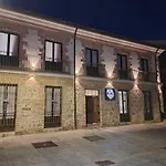 Apartamentos Turisticos Avila Puerta Del Puente 1-3