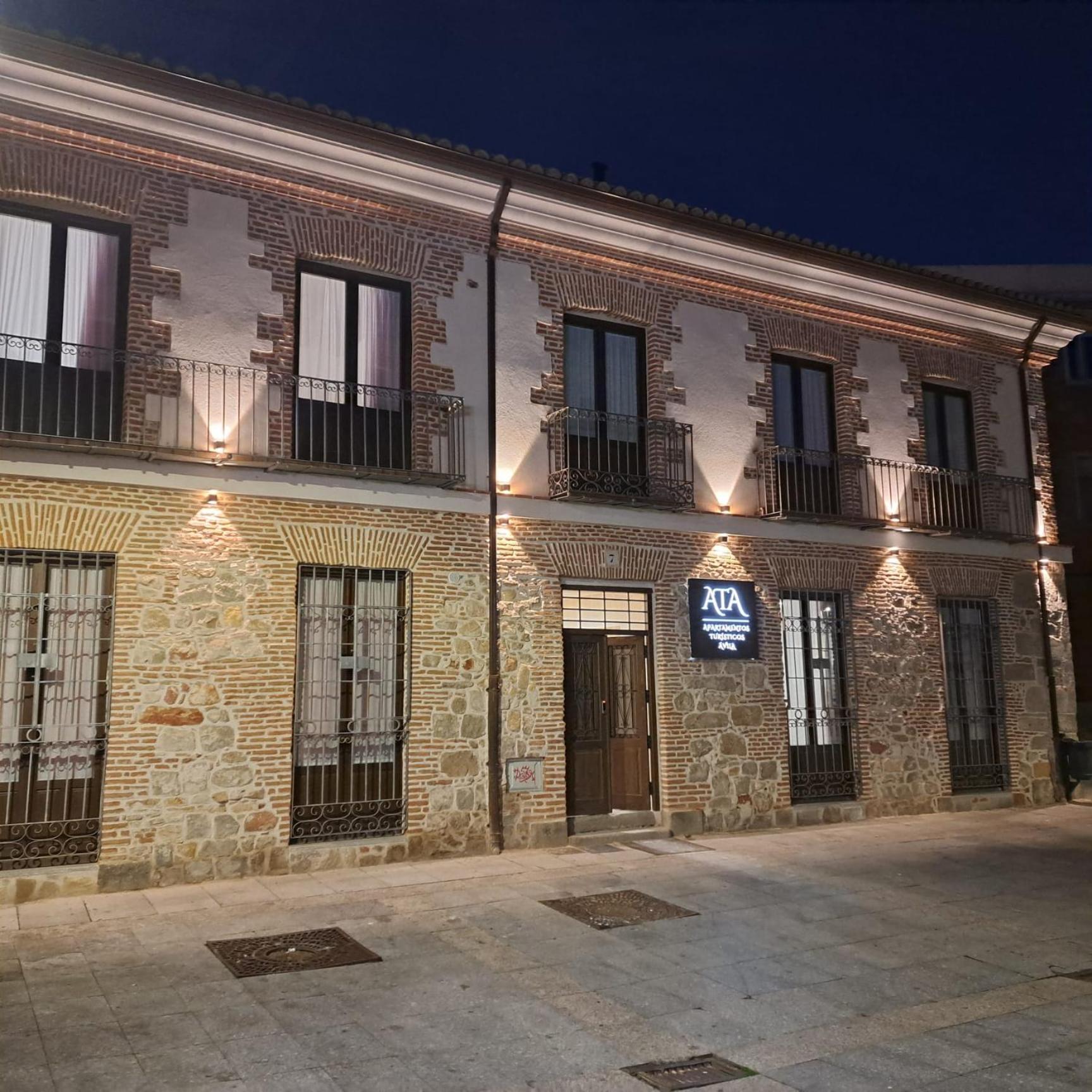 Apartamento Turisticos Puerta Del Puente 1-3 *